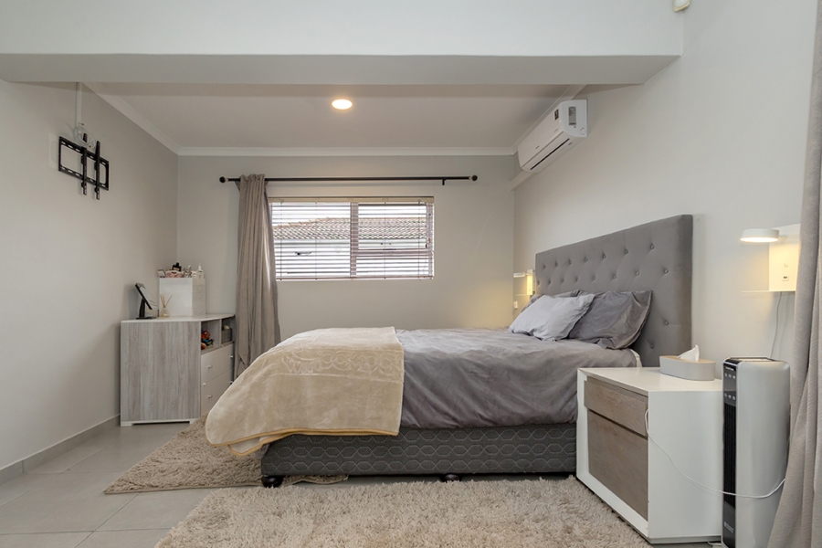 3 Bedroom Property for Sale in Sunningdale Western Cape